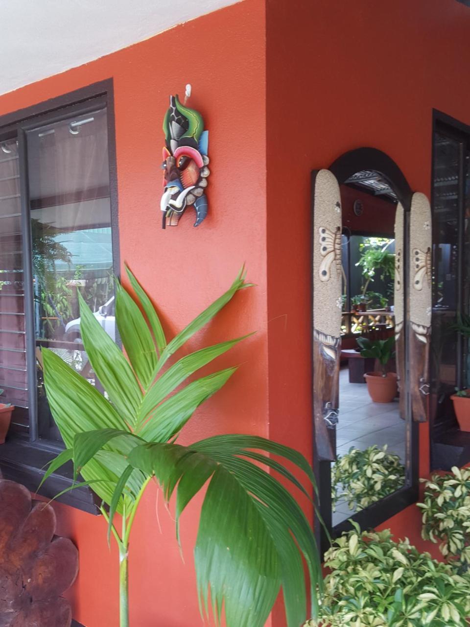 Red Frog Hotel La Fortuna Extérieur photo