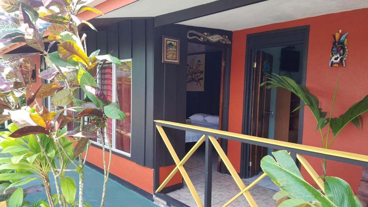 Red Frog Hotel La Fortuna Extérieur photo