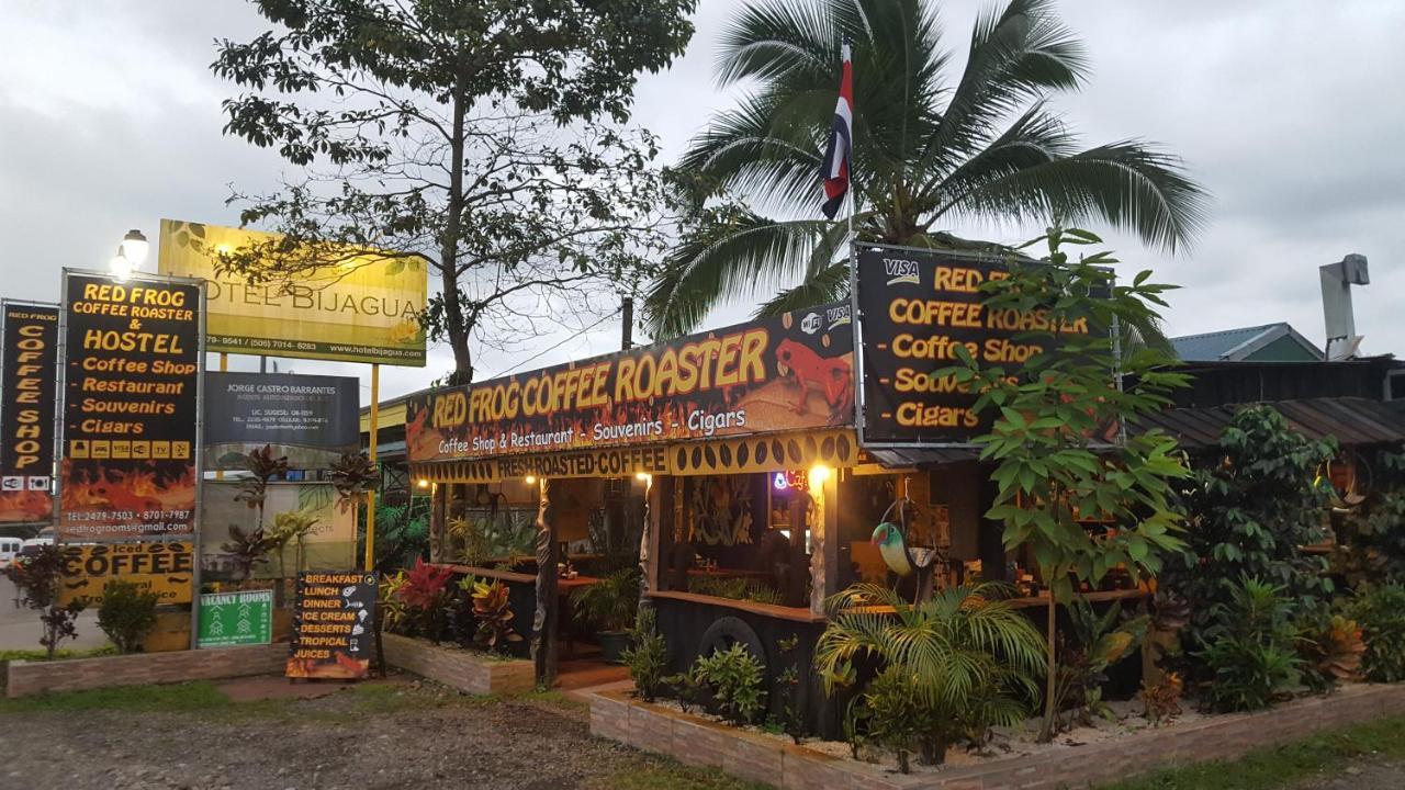 Red Frog Hotel La Fortuna Extérieur photo