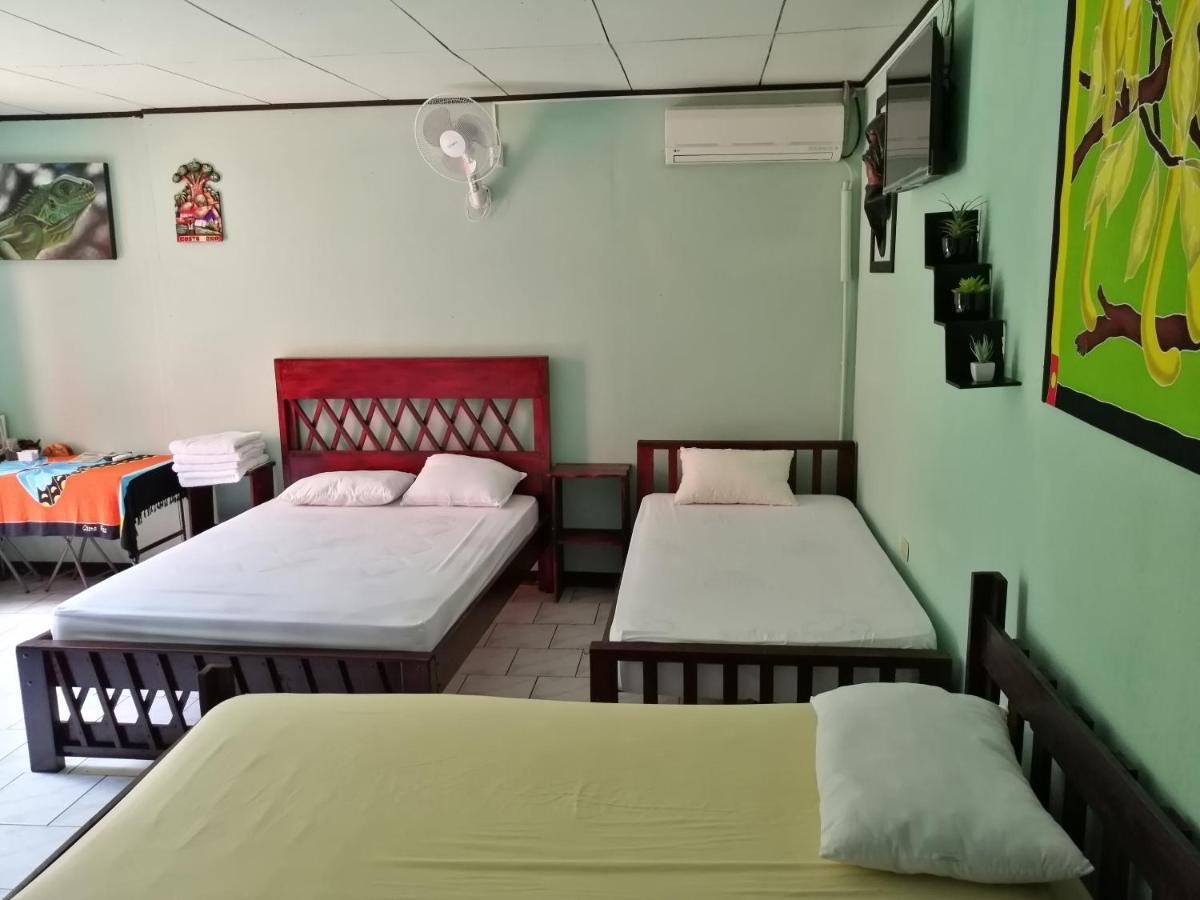 Red Frog Hotel La Fortuna Extérieur photo