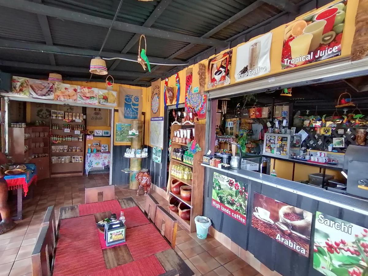 Red Frog Hotel La Fortuna Extérieur photo