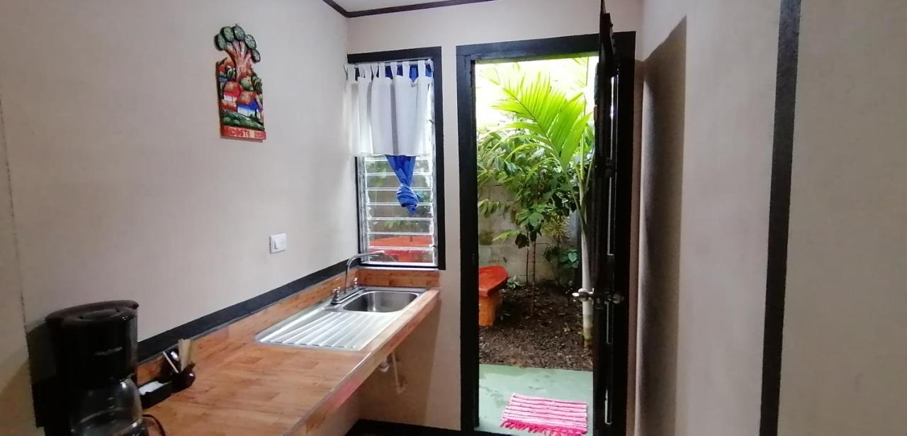 Red Frog Hotel La Fortuna Extérieur photo