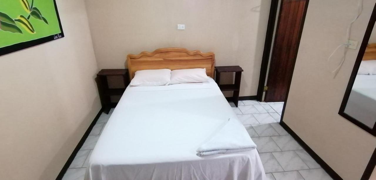Red Frog Hotel La Fortuna Extérieur photo